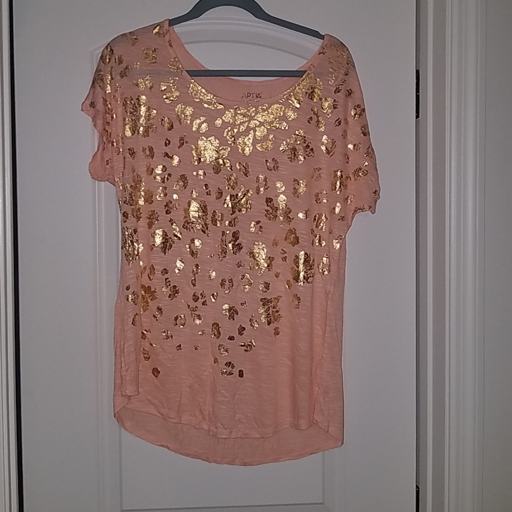 Tshirt NWOT